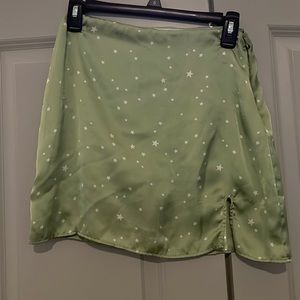 Green star skirt